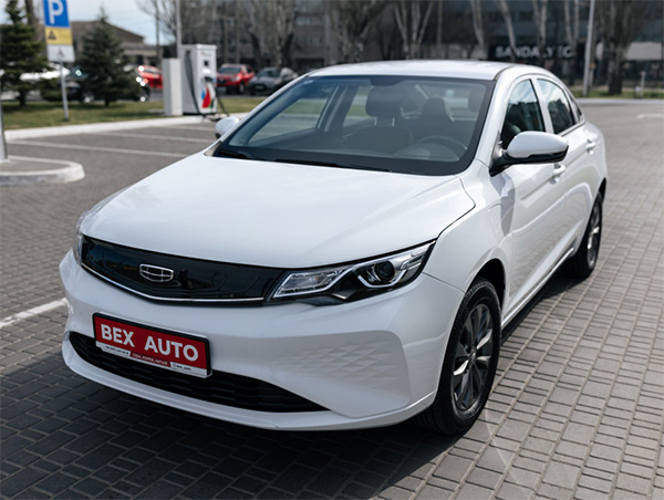 Geely Emgrand EV PRO 2021